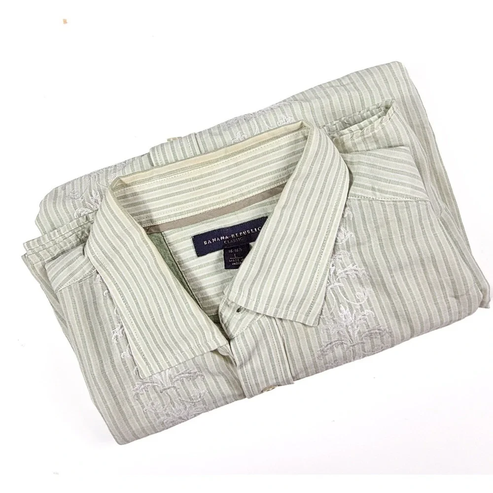 Banana Republic‎ Classic Green Striped Floral Trim Button Up Shirt Men's Size L